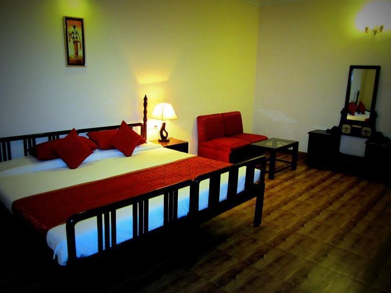 Hotel Harsh Ananda Prayagraj Ruang foto